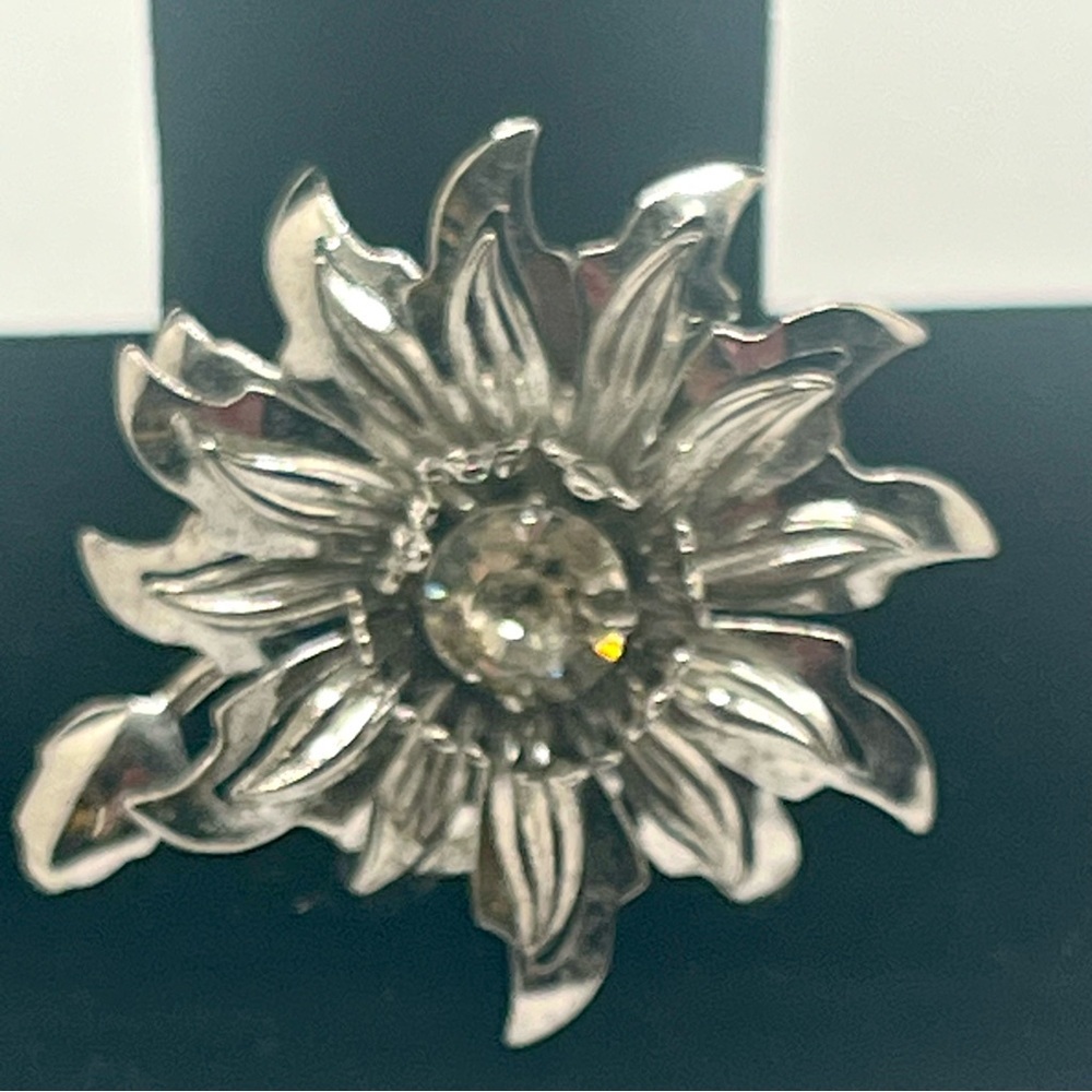 Vintage Eisenberg Ice Flower Brooch Silver Tone Crystal Rhinestone - Picture 7 of 9